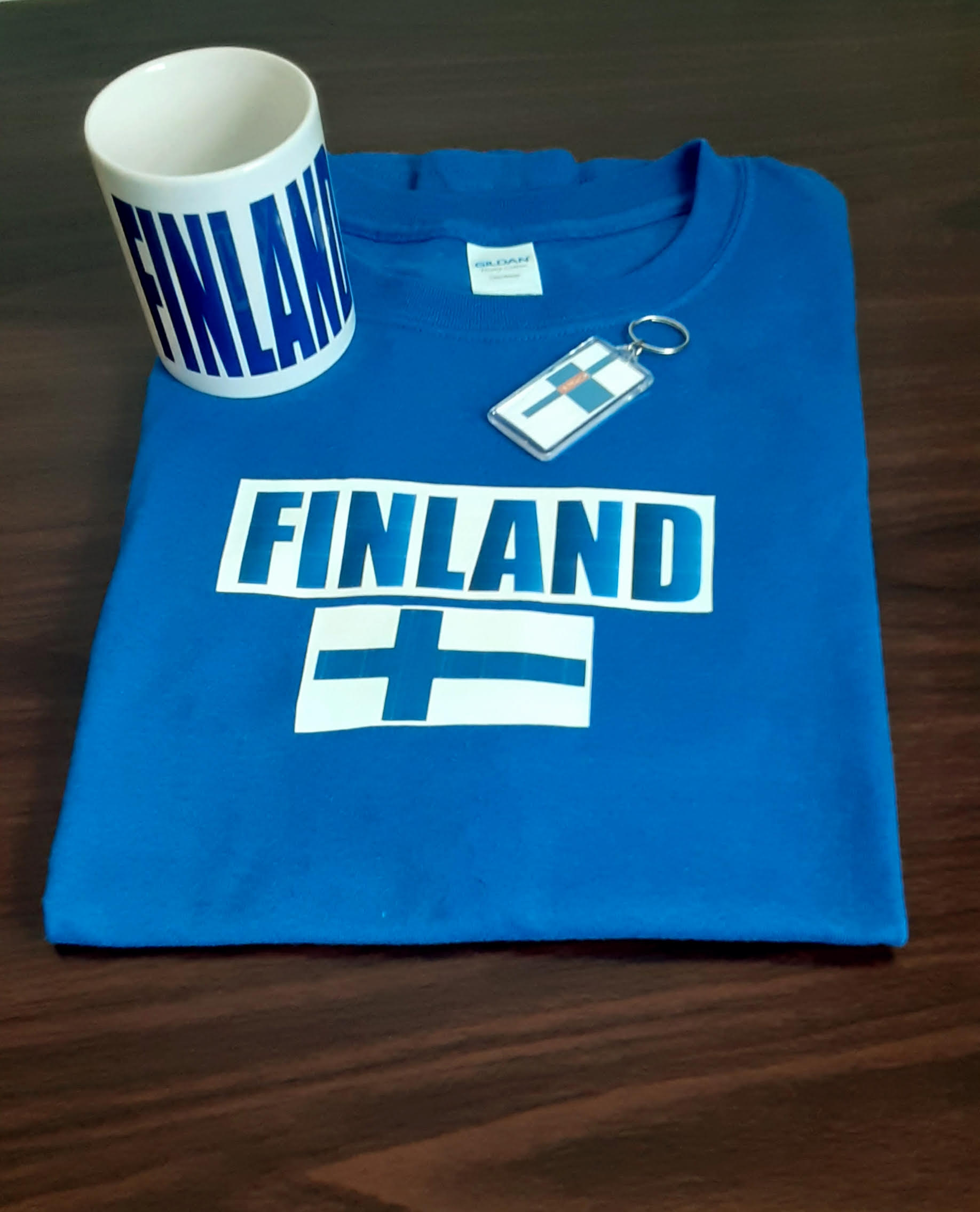 2.Finland-flag-Shirt-Mug-Keychain-set-price-2.jpg